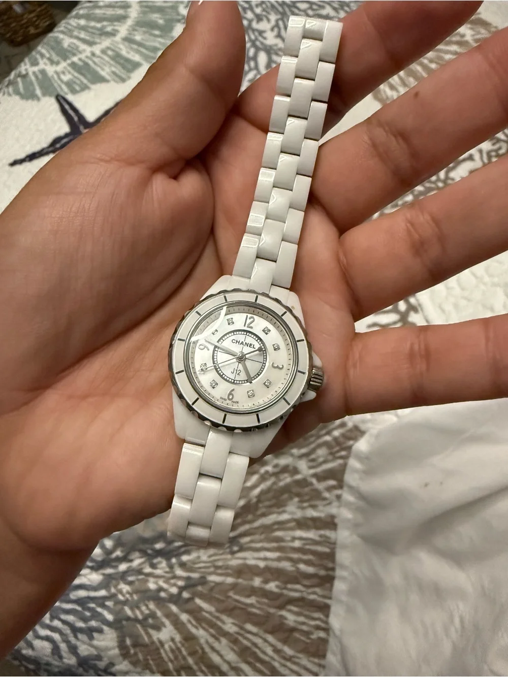 White Ceramic Link Reptile Accessory - Unbranded